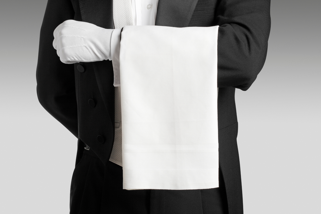 Gifting Etiquette - What’s In and What’s Out