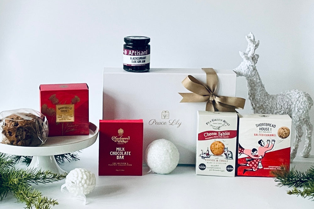 Whisky Cake and Gin Jam Food Hamper