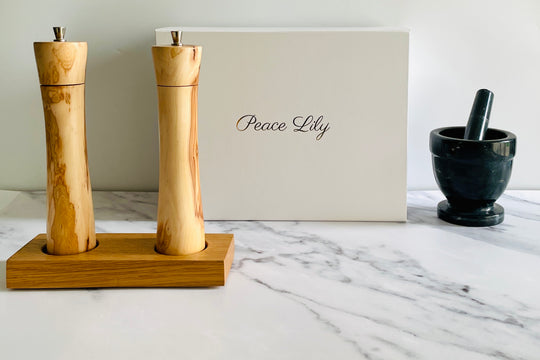 Apple & Oak Salt and Pepper Mill Set