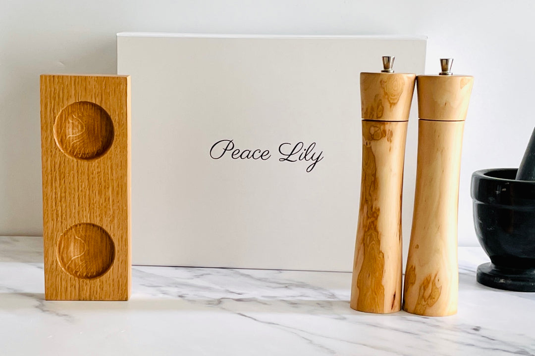 Apple & Oak Salt and Pepper Mill Set