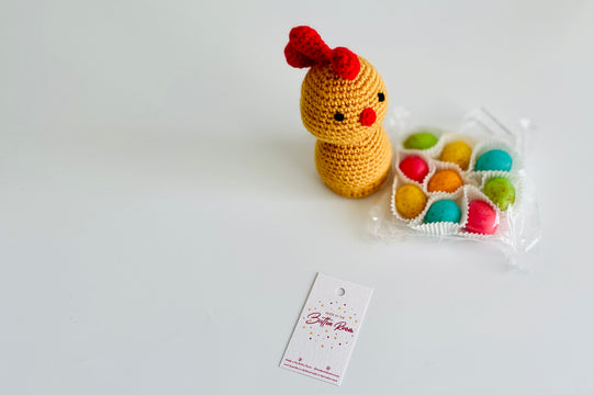 Chicken and Speckled Egg Gift Set